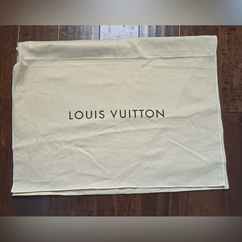 LV dust bag- large